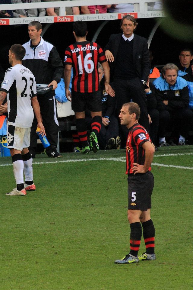 Calcio Inglese_066.jpg - Fulham – Manchester City 2 - 2Mano sulla spalla del mancio